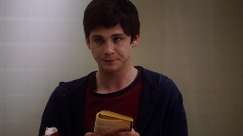 hirxeth:  “You can’t just sit there and put everybody’s lives ahead of yours and think that counts as love.” The Perks of Being a Wallflower (2012) dir. Stephen Chbosky 