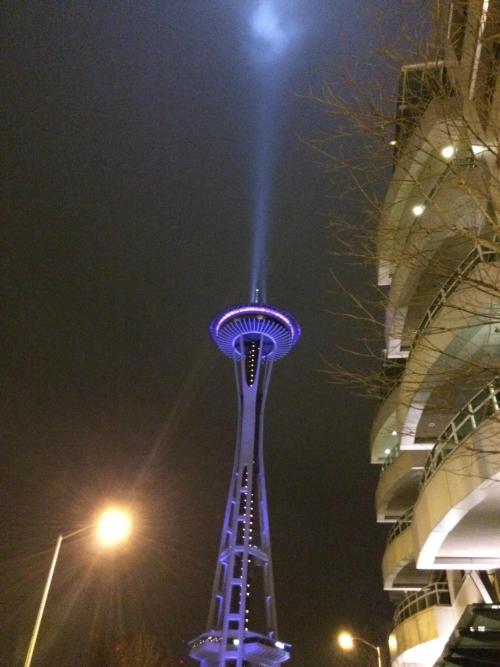 evilbuildingsblog:  Seattle’s evil laser ray on top of the Space Needle.