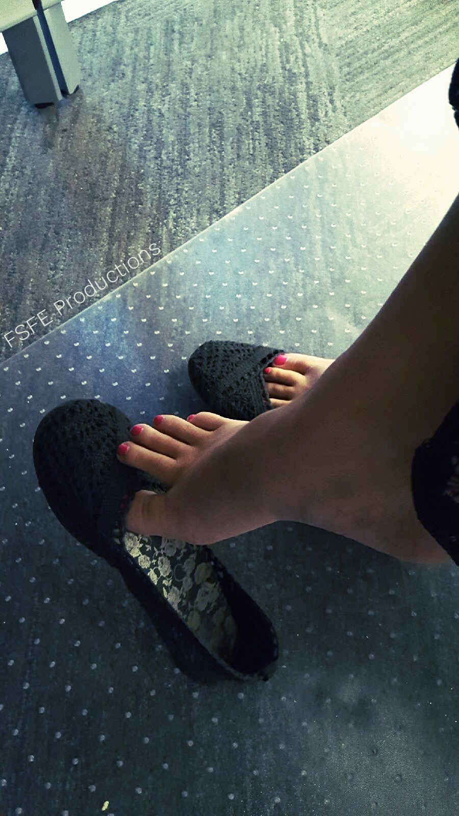 f-s-f-e-productions:  I love when she’s dangling her little flats at the office