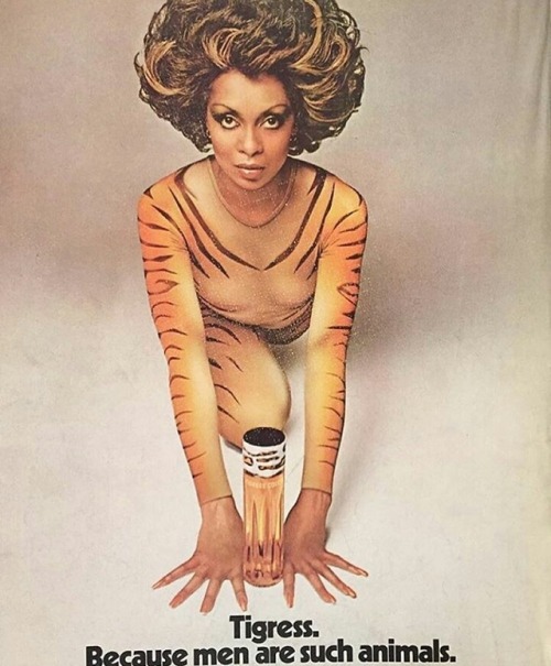 moda365:Lola Falana for Faberge’s perfume Tigress in 1975