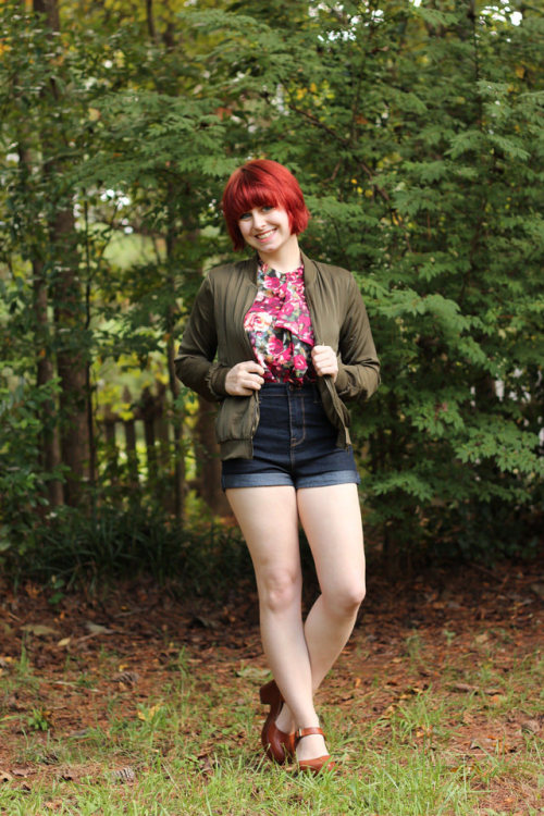 Top, jacket, shorts: forever 21 | clogs: korks - shoe carnival (via Petite Panoply) Fashionmylegs St