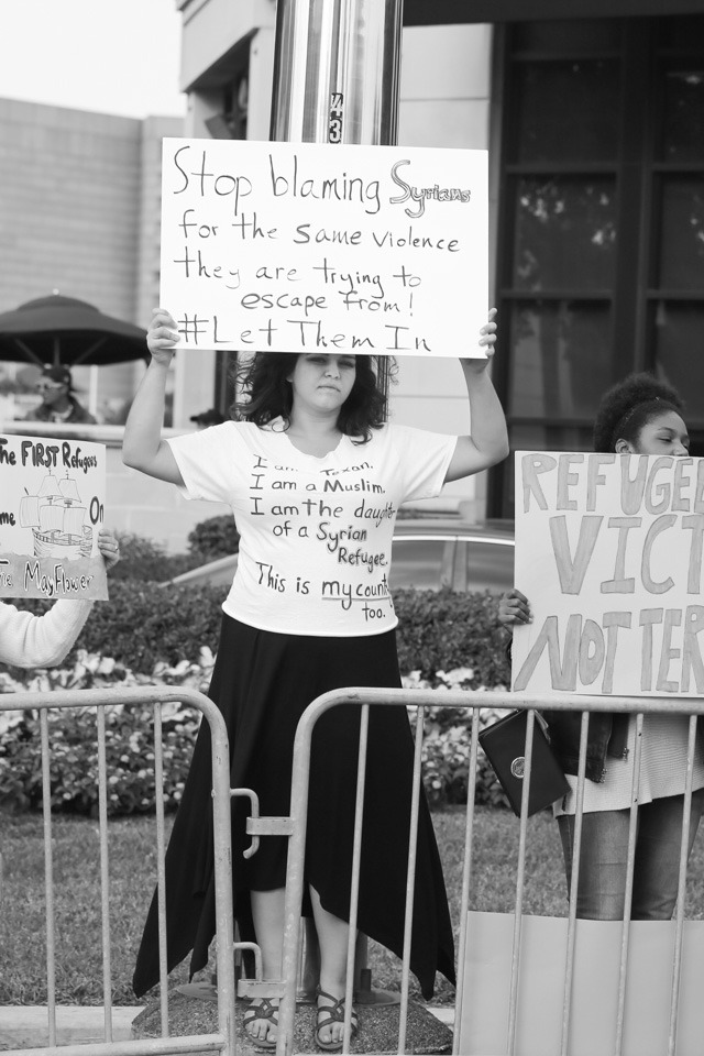 fuckyeahmarxismleninism:  Houston: Texas Stands for Syrian Refugees, November 22,