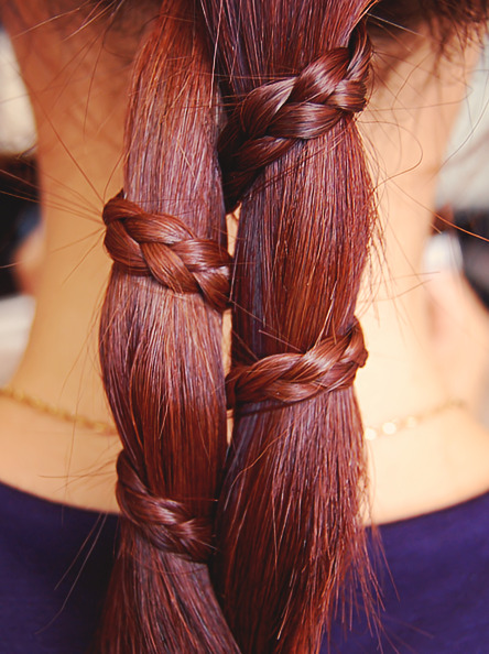 Hairstyles (click to enlarge)6. Figure-8 braid7. Fishtail braid