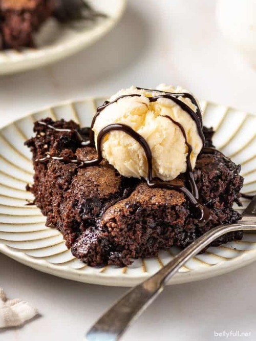 XXX fullcravings:Chocolate Cobbler photo