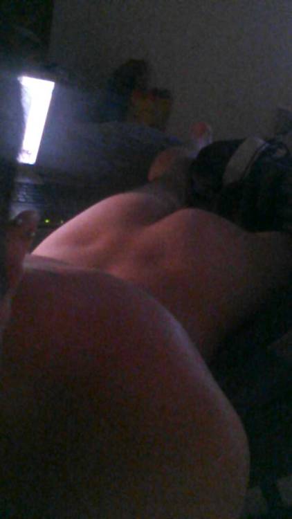 postmypecker:  Here is PostMyPecker follower, Brett.  He is from Missouri, 23 years old, 6’2”, 180 lbs, with a nice 8x5 cock. Here is the post of his pix from a few years ago: http://postmypecker.tumblr.com/post/85310021559/cute-and-sweet. You can