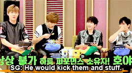 myungsues-u:  Hoya and heart throwing. 