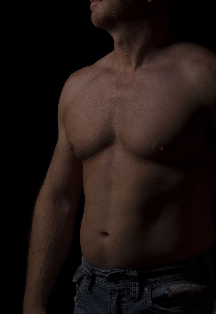 classyperversions:Something in color ;)  Damn
