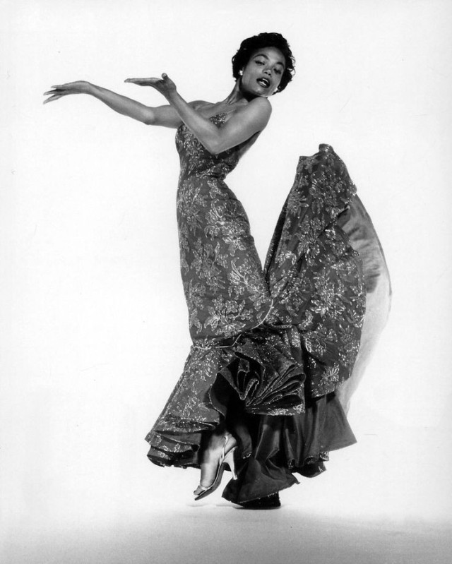 EARTHA KITT                                        1927 - 2008