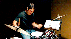 tomshardy: I’d rather die drunk, broke at 34 and have people at a dinner table talk about me than live to be rich and sober at 90 and nobody remembered who I was.- Whiplash (2014)