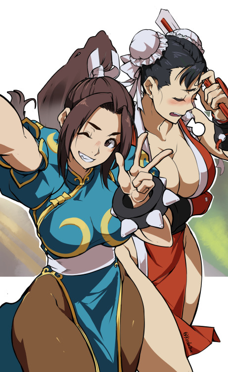 lilafeuer:  Chun-Li and Mai Shiranui swap outfits for a day!Artist: @koda1ra (Twitter)