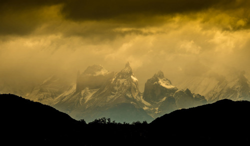 nevver:  You have come to the End of the World, keep walking.