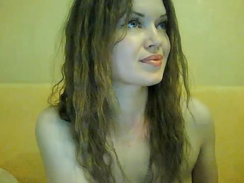Jeune fille de 20 ans hyper sexy live show webcam tres hot !