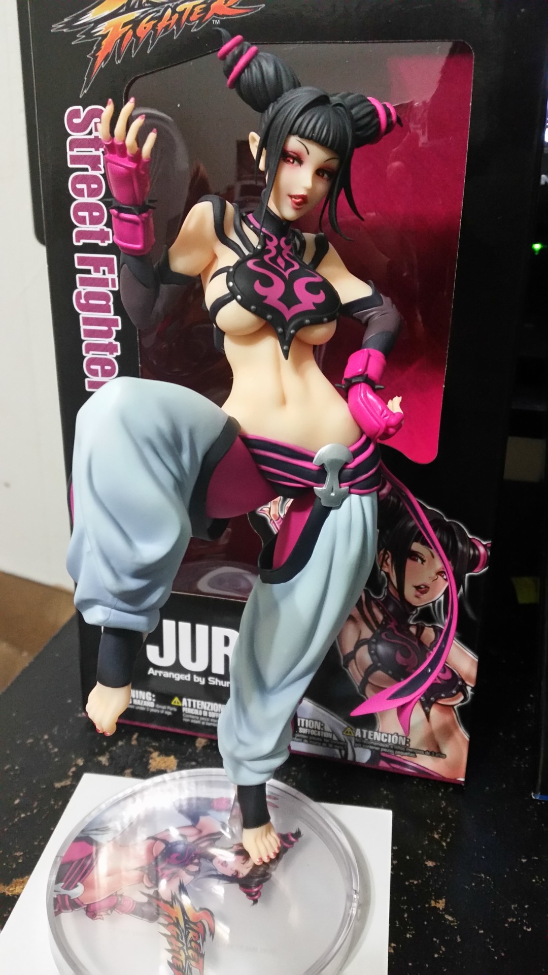 Juri arrived.I finally got a hold of a camera(that’s not on my 2ds) so I now have