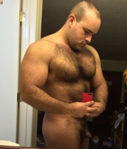 hairyboyfriends:  Look more at http://gaybearpin.com/