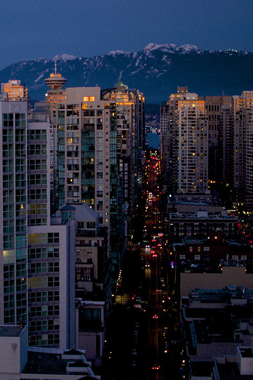 c1tylight5:  downtown vancouver | kevinglobal 