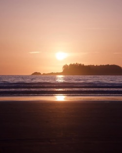 deeplovephotography:ghosting (at Tofino, British Columbia)