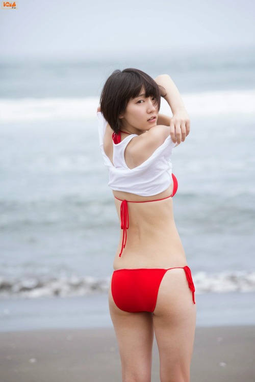 Ready To Go Skinny Dippin&rsquo;? - Yoshioka Riho (吉岡里帆)