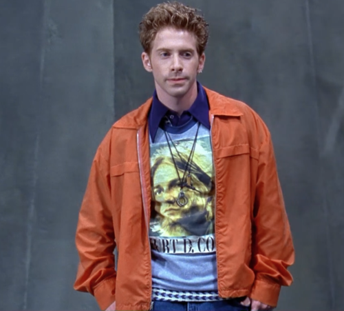 pan-pizza:Seth Green’s horrible outfit in Austin Powersthis is a look