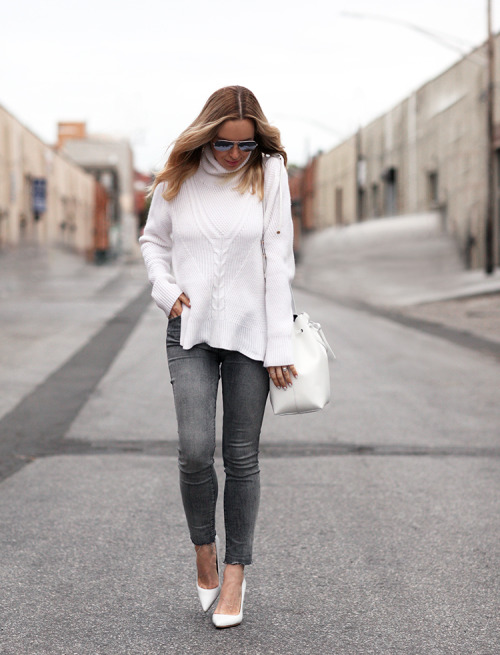 justthedesign:Why not bring back your winter knitwear and rejuvenate it as part of a cute spring out