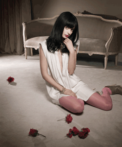 dsdsfdgd-deactivated20150704:  Krysten Ritter