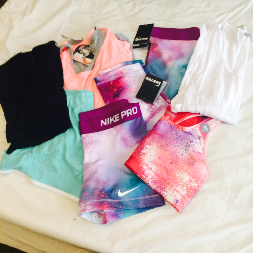 bikini-season-determination: getfit-stayfab: itsmyturntogetfit:I went shoppingThis is such good moti