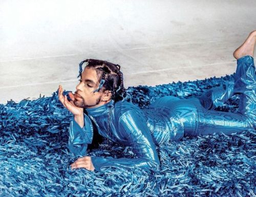 palmvaults:Prince, photoshoot for his album Rave Un2 the Joy Fantastic, 1999