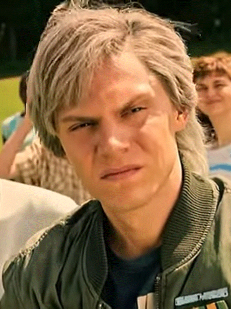 Peter Looking At A Random Stranger Who Got Imprisoned For 10 Years For Allegedly Killing The President: