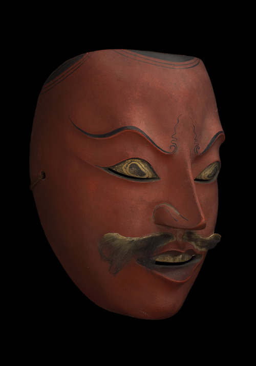 cavinmorrisgallery:Regional MasksJava - Topeng Mask, early 20th c. Polychromed wood, fur 8.25 x 6.25