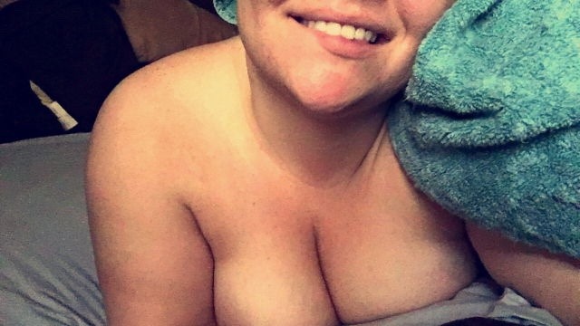 therunnerguy80:  Therunnerguy80.tumblr.com is your source for perfect natural titties.