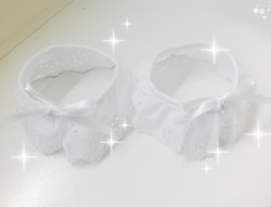 toy-angel:  My new ankle cuffs I made! They came out so well, no need to buy frilly socks ever again 