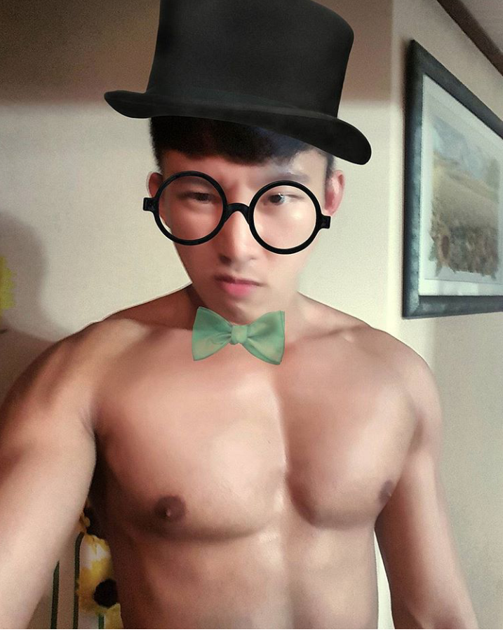 asianhunk-pecs-nips-asses:  monkeyporn2024:  mantop10691:  都已經長的帥成這樣了.身材還這麼好是要逼死多少人阿