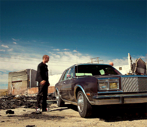 Breaking Bad S04E05 "Shotgun"