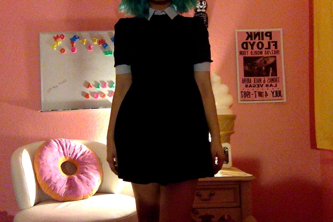 tomb-stoned:  this is the only dress i wear for every single festivity. also i have