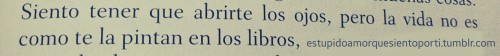 Estúpido amor que siento por ti