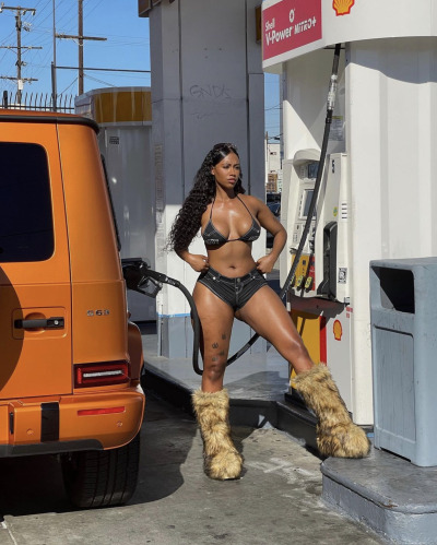 cosmicanger:raven tracy