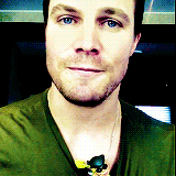 amelliwood:  Stephen Amell + Vine Videos 