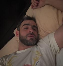 beardburnme:  “End of this #xtralongweekend 💤💤 #tired #baires #Argentina #sleep#byebye #zzz #gnite #awesomeweekend #beardsofinstagram #beardedlife #beardedstyle” by @elmurci on Instagram http://ift.tt/1QejgWv
