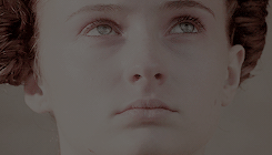 mergaerytyrell:The northern girl. Winterfell’s daughter. We heard she killed the king with a spell, 