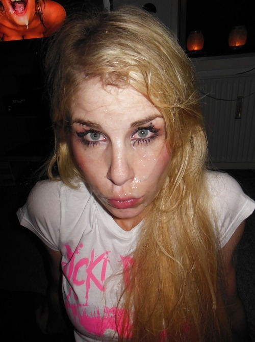 weluvcumsluts:  Free Facial And Cum Gifs And PicsIf You’d Rather Get Laid Click
