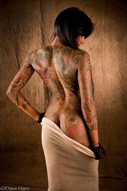 painted-girls:  Hot tattooed chicks