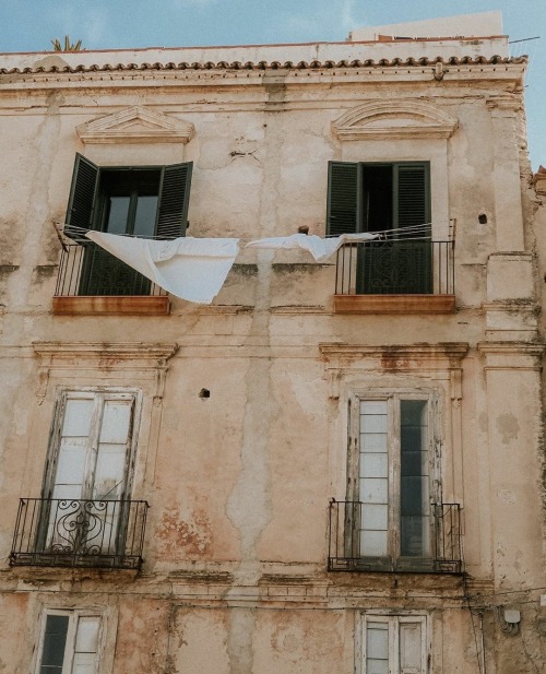 growaglow:Tropea (Calabria, Italy)Photos by @acriativelife on Instagram