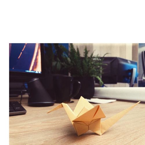 Fold and relax #crane #origami #origamipaper #yellow #officemoment #relaxingmoment #breathin #fold #