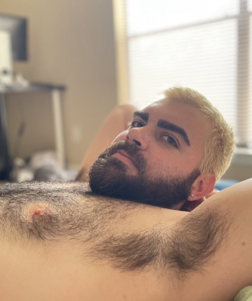 https://64.media.tumblr.com/9d3e602997a50c82ecebcc4ff4352ca5/5b84718de0120c0c-96/s500x750/536a50b00e45b672894144cdea36e572fc89475b.jpg