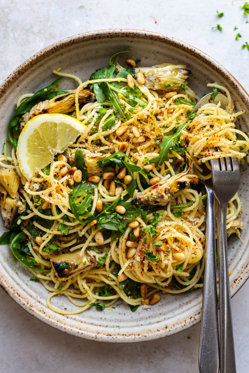 Vegan artichoke pastaVegan artichoke pasta with lemon and rocket makes for a delicious, low-effort a