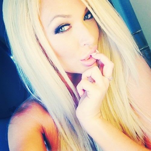 barbiebimbosdaddy: plastic-bimbo-princess: Summer Brielle GREAT lips.