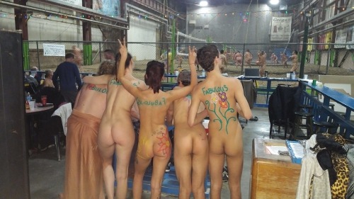bovolleyball:  If you find yourself up North in Canada, This year’s indoor #nude Winter #volle