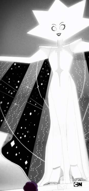 snapbacksteven:A quickly patched together, full view of White Diamond, in all her glowing glory.
