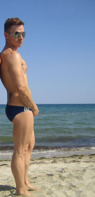 SKIMPY SPEEDO'S MALE ADDICTION