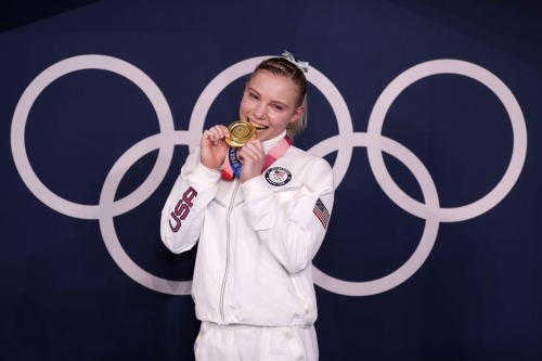 agathacrispies: Jade Carey of Team USA poses with her gold medal after Women’s Artistic Gymnas