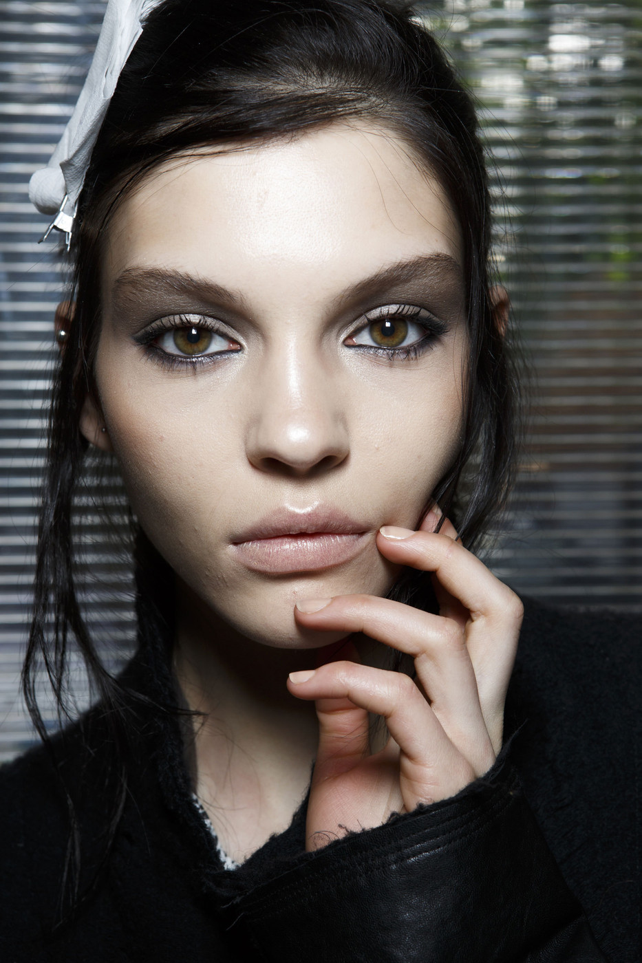 oncethingslookup:  Kate Bogucharskaia backstage at Ermanno Scervino Fall 2014 RTW